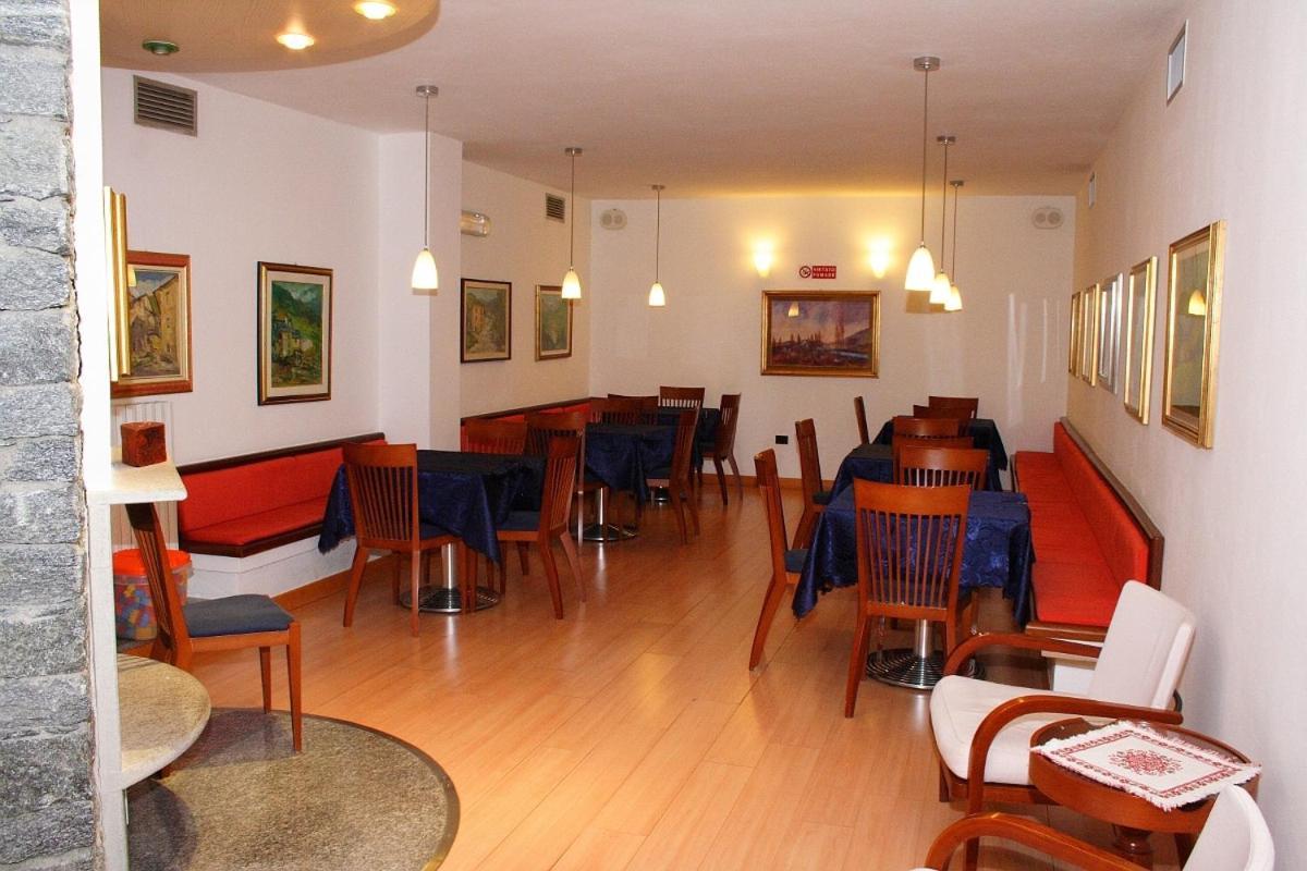 Hotel Derby Aprica Bagian luar foto