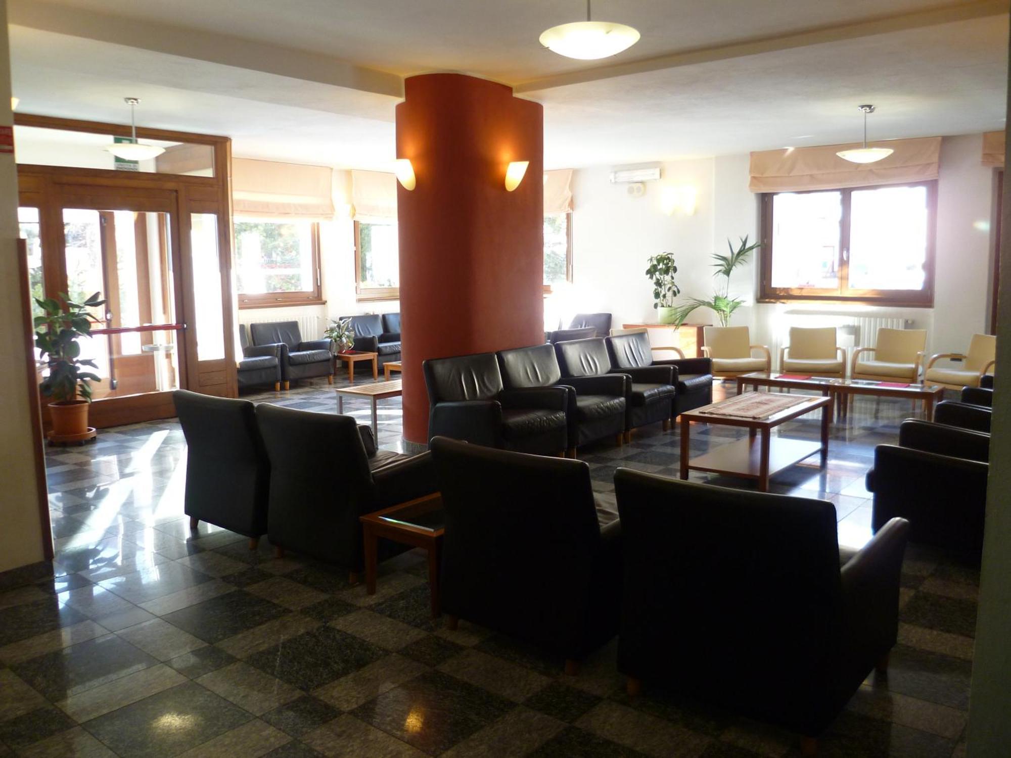 Hotel Derby Aprica Bagian luar foto